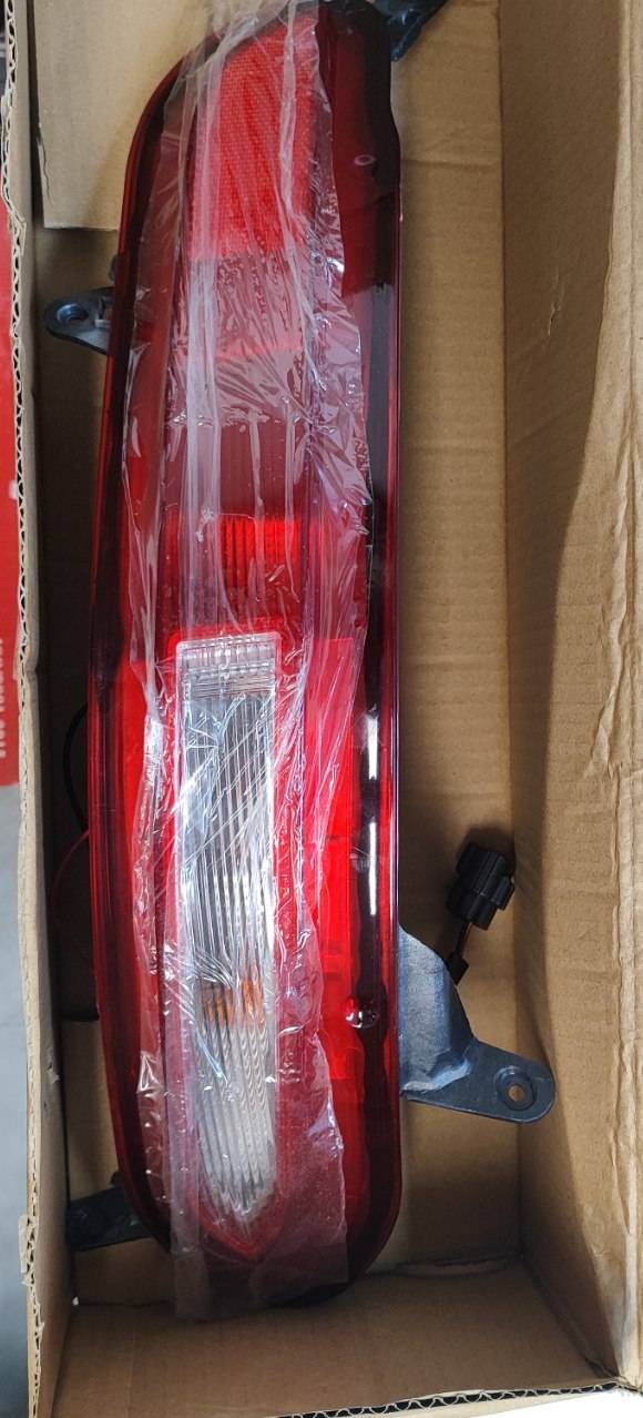 مه شکن عقب راست TIGGO 5 NEW کد فنی : T21-4416040BA