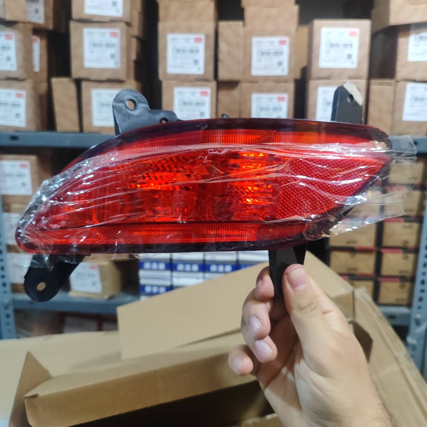 مه شکن عقب سمت چپ راننده ام وی ام ۳۱۵ نیو صندوقدار / MVM315 NEW SD