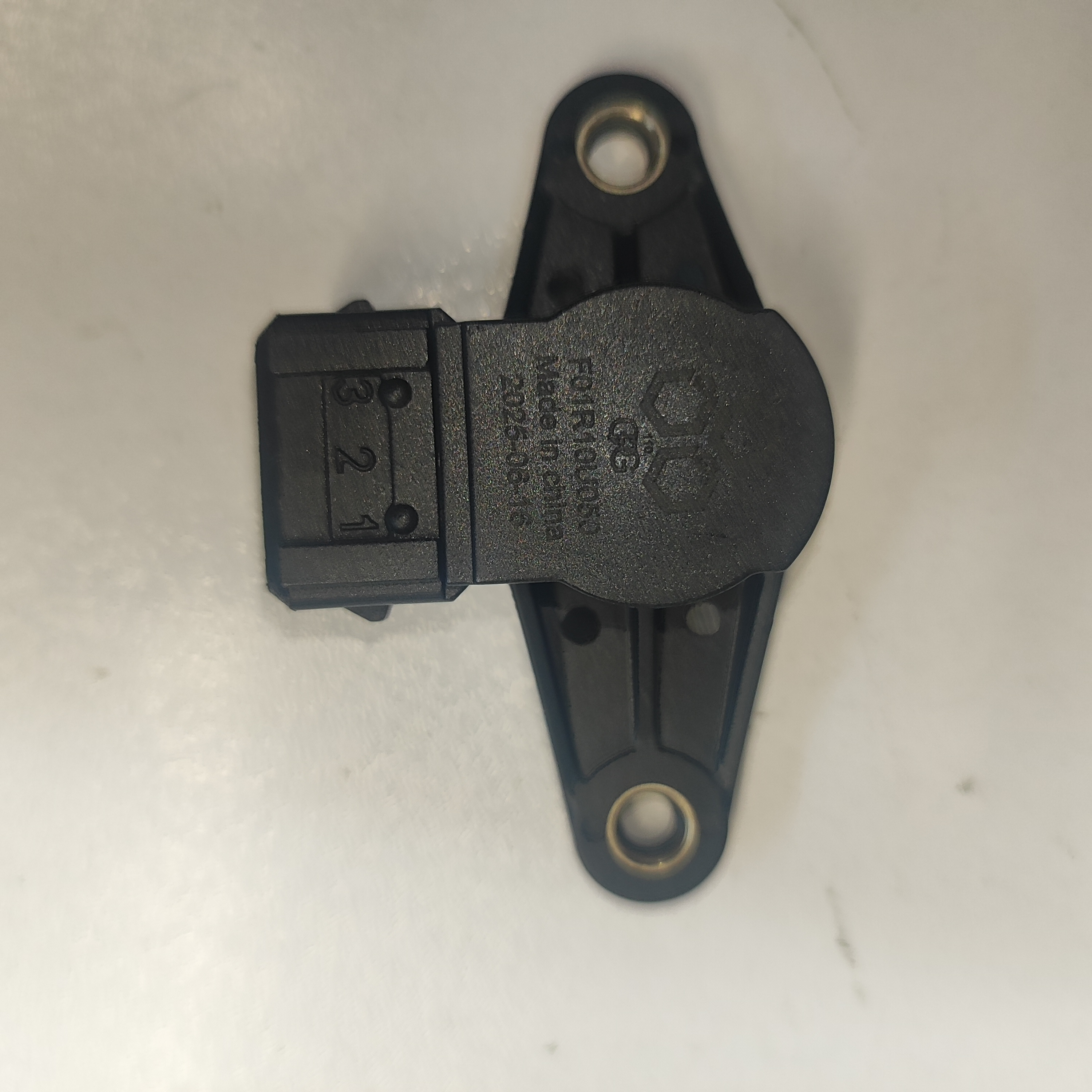سنسور دریچه گاز 315 پروانه ای کد فنی : A21-1129010DA-1