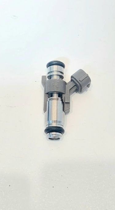 سوزن انژکتور ۴ سیلندر mvm 110 کد فنی : S11-BJ1121011